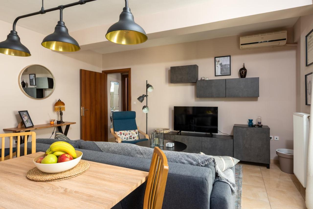 Eleni'S Modern Apartment Volos Luaran gambar