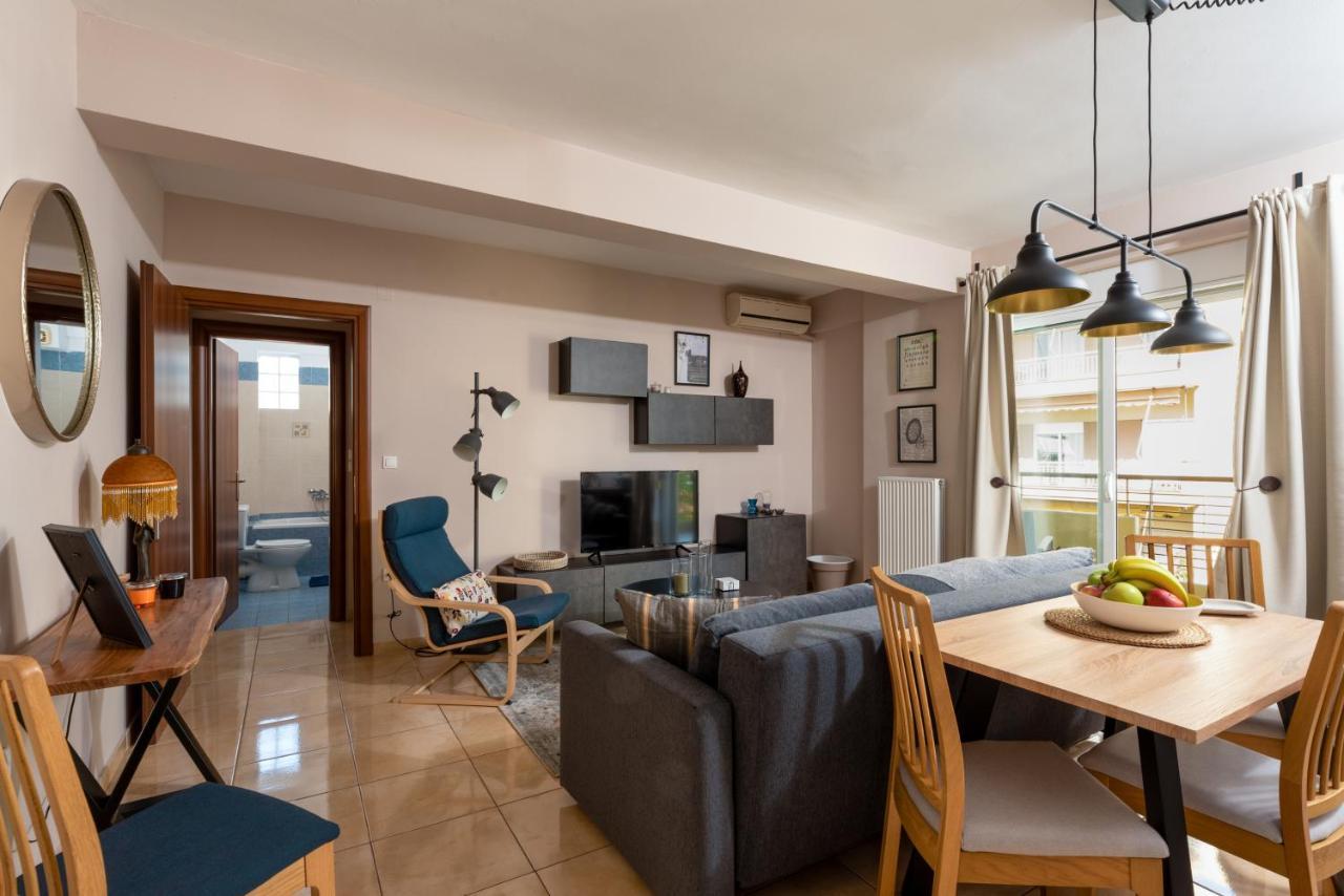 Eleni'S Modern Apartment Volos Luaran gambar